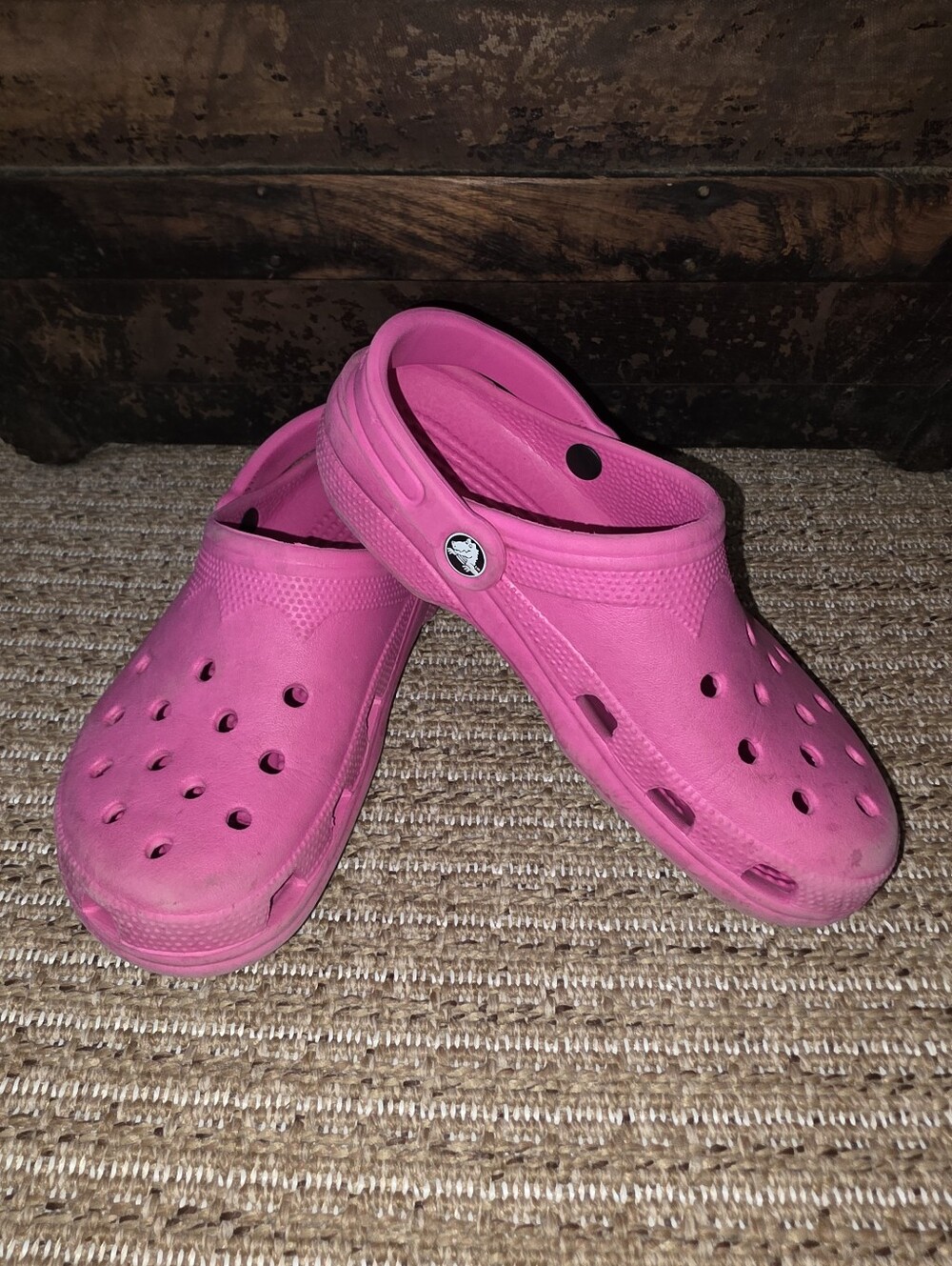 Crocs Hot Pink size 7
